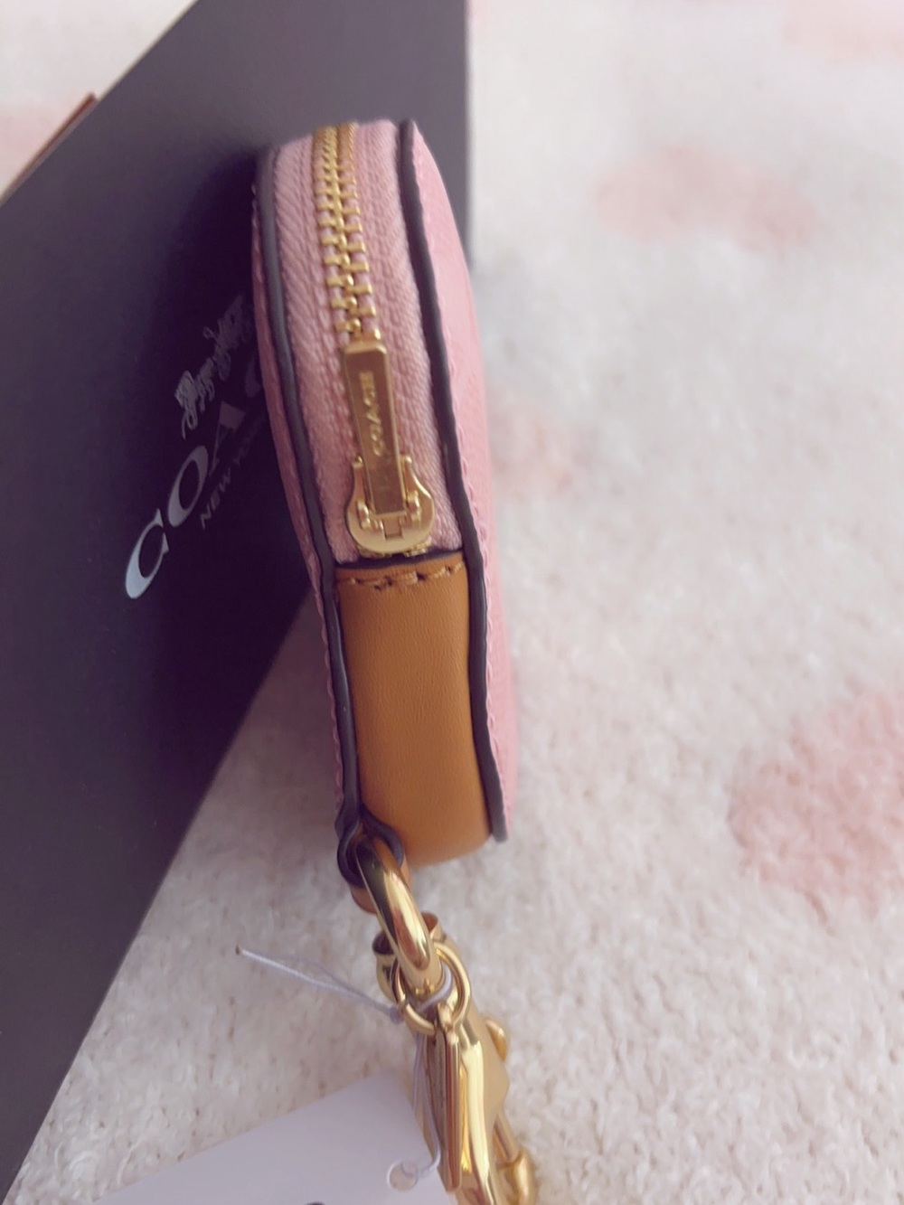 Coach heart bag charm powder pink - Picture 3 of 5
